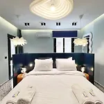 The 1 Bdr Cobalt Cube 5 Min To Cai Airport